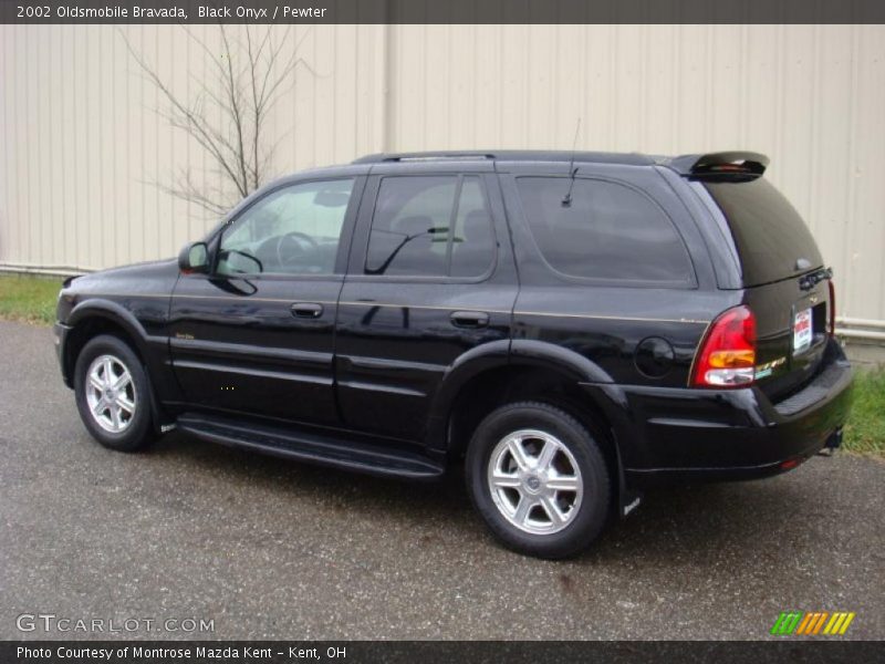 Black Onyx / Pewter 2002 Oldsmobile Bravada