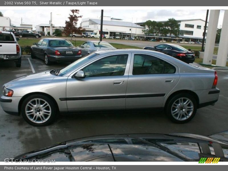 Silver Metallic / Taupe/Light Taupe 2002 Volvo S60 T5