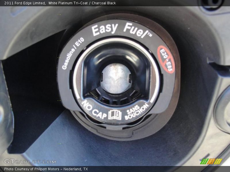 White Platinum Tri-Coat / Charcoal Black 2011 Ford Edge Limited