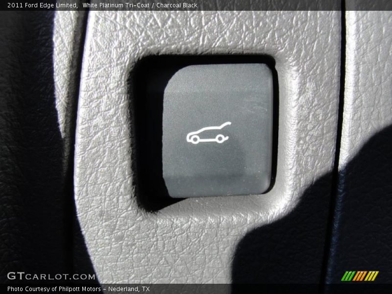 White Platinum Tri-Coat / Charcoal Black 2011 Ford Edge Limited