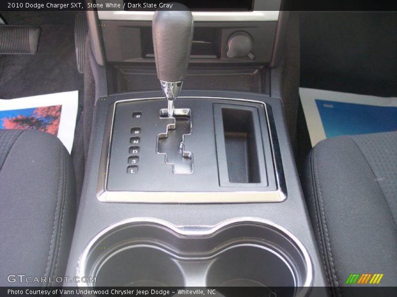 Stone White / Dark Slate Gray 2010 Dodge Charger SXT