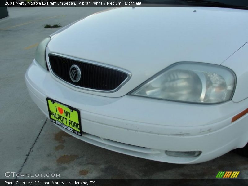 Vibrant White / Medium Parchment 2001 Mercury Sable LS Premium Sedan