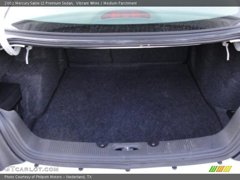 Vibrant White / Medium Parchment 2001 Mercury Sable LS Premium Sedan