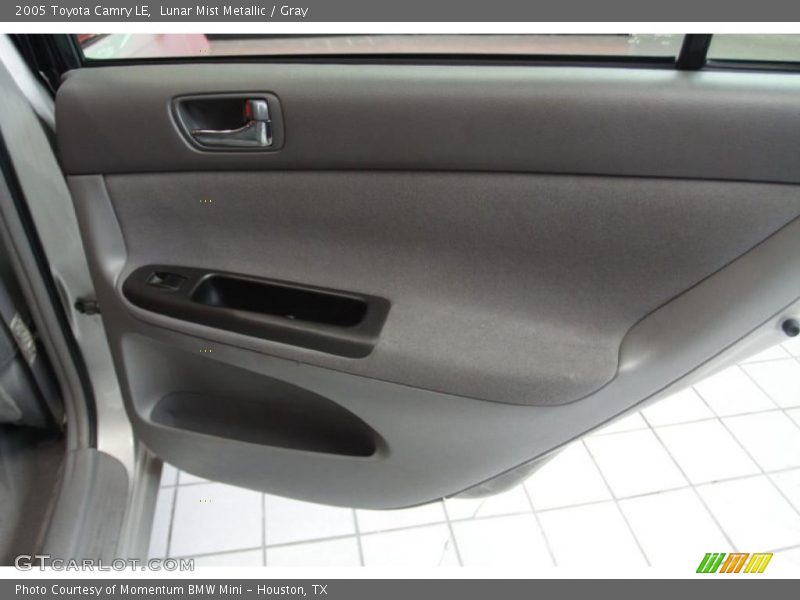 Lunar Mist Metallic / Gray 2005 Toyota Camry LE
