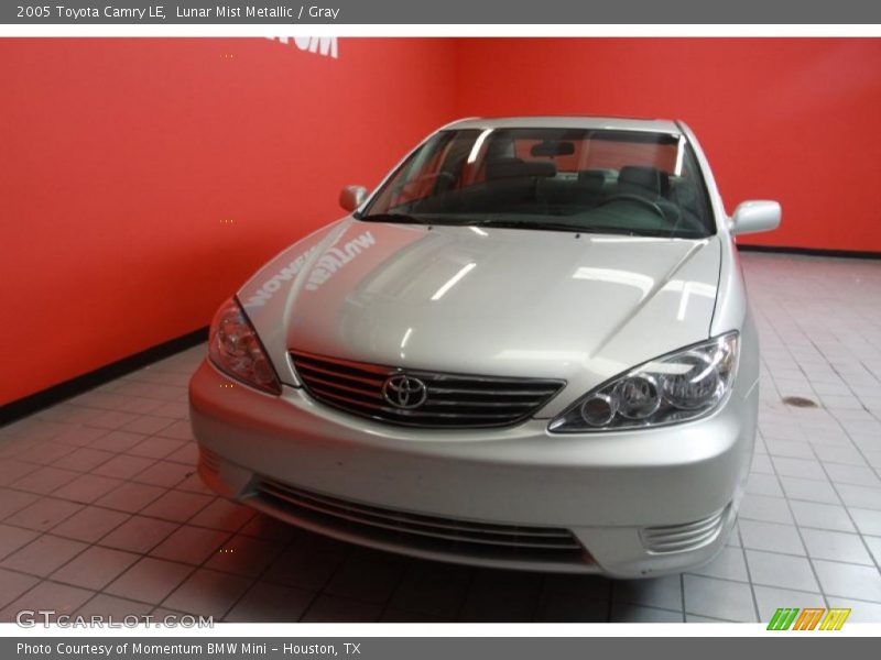 Lunar Mist Metallic / Gray 2005 Toyota Camry LE