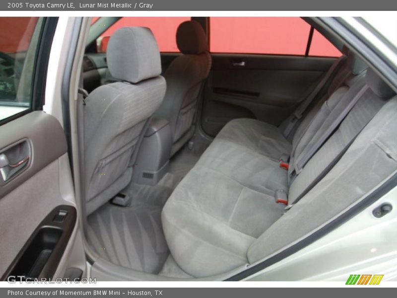 Lunar Mist Metallic / Gray 2005 Toyota Camry LE