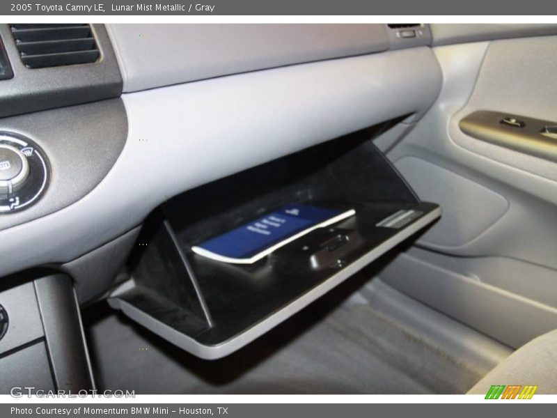 Lunar Mist Metallic / Gray 2005 Toyota Camry LE