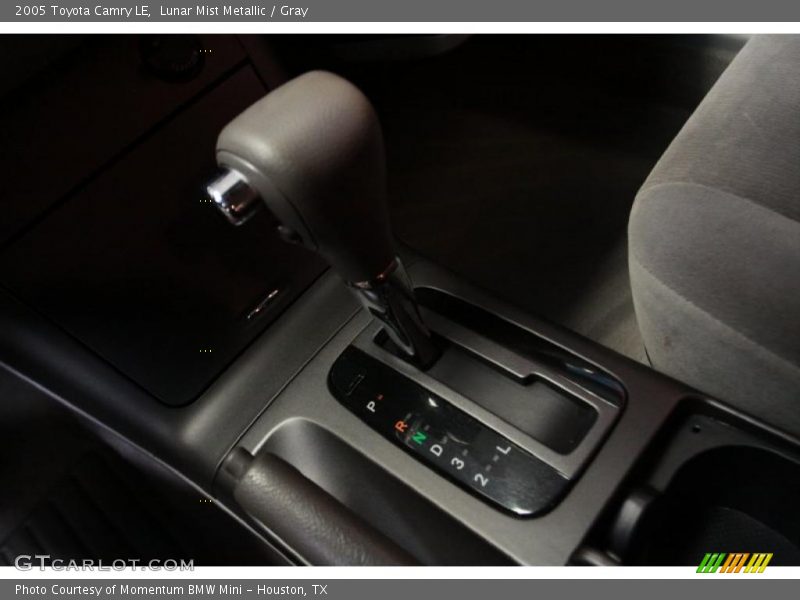 Lunar Mist Metallic / Gray 2005 Toyota Camry LE