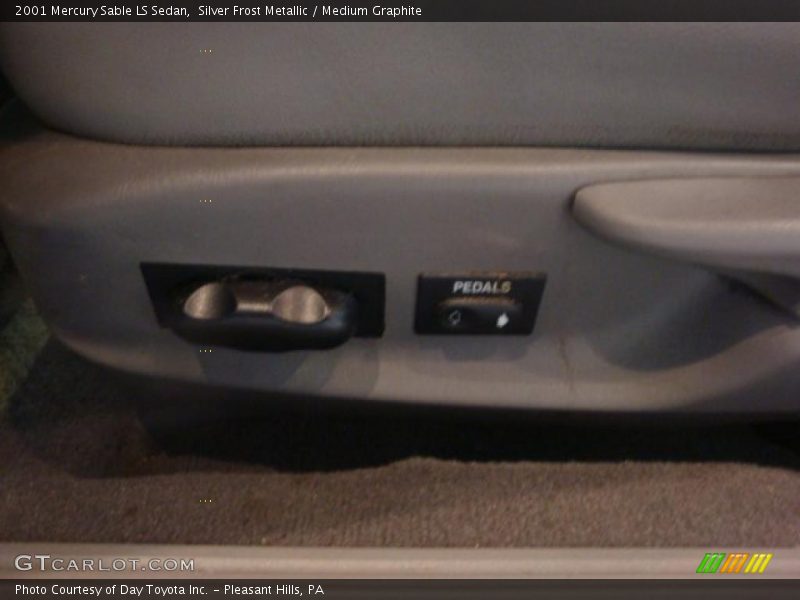 Silver Frost Metallic / Medium Graphite 2001 Mercury Sable LS Sedan