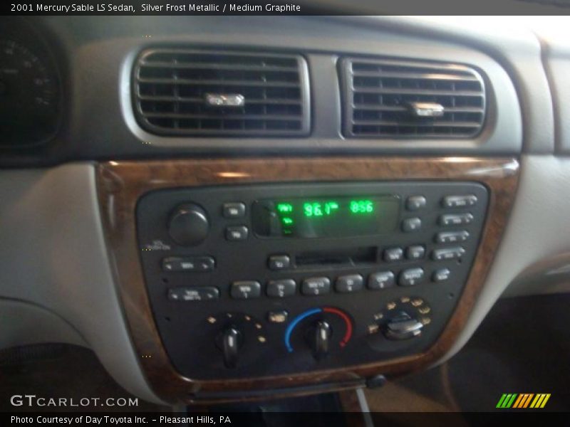 Silver Frost Metallic / Medium Graphite 2001 Mercury Sable LS Sedan