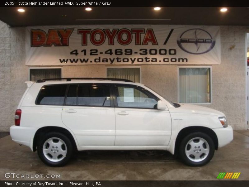 Super White / Gray 2005 Toyota Highlander Limited 4WD