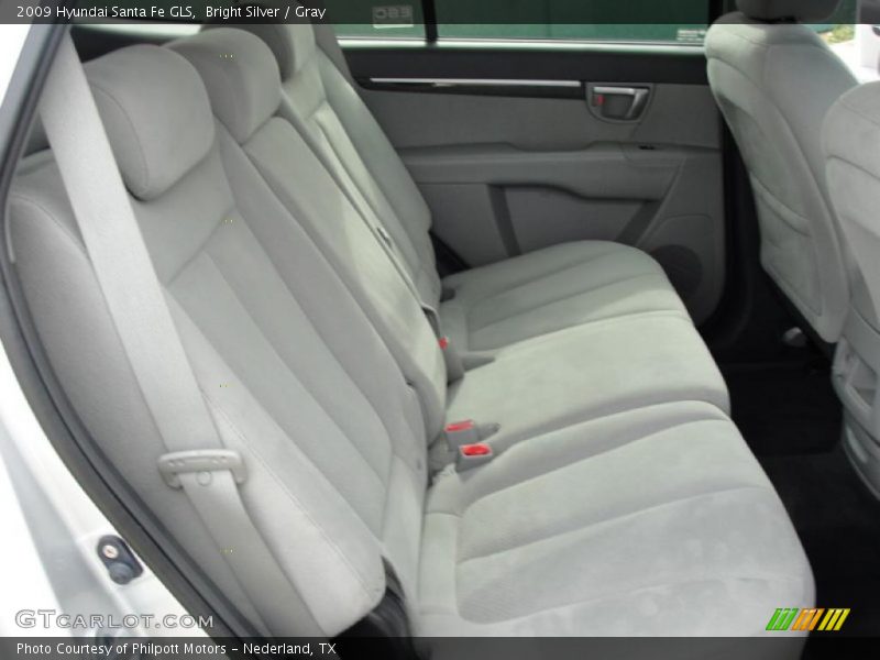 Bright Silver / Gray 2009 Hyundai Santa Fe GLS