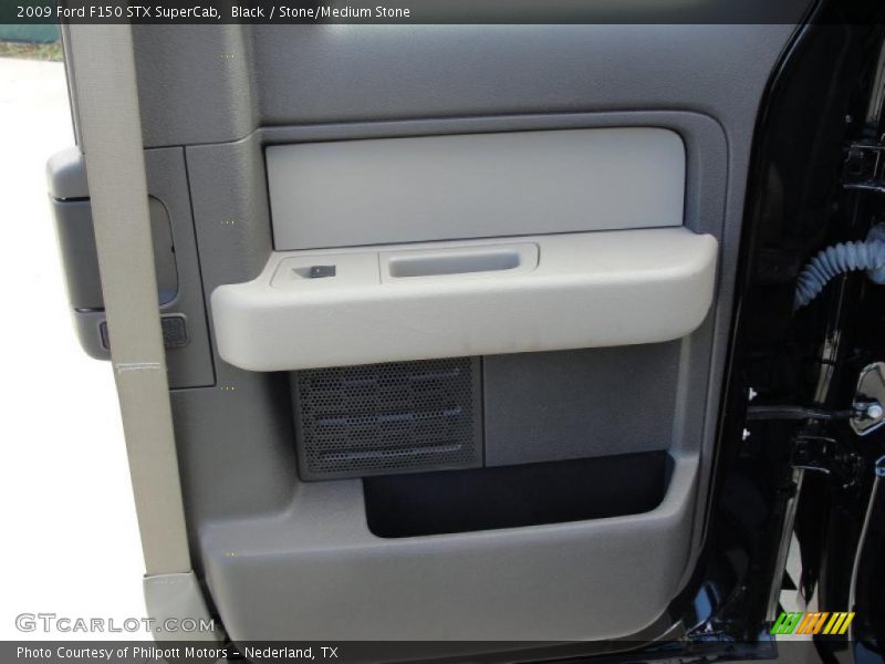 Door Panel of 2009 F150 STX SuperCab