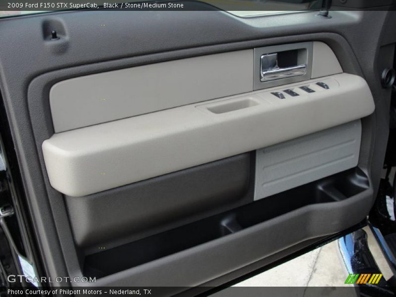 Door Panel of 2009 F150 STX SuperCab