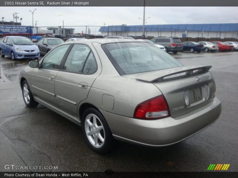Radium Silver / Midnight 2001 Nissan Sentra SE