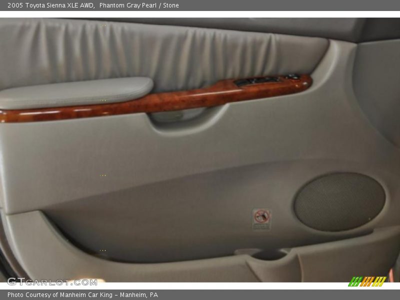 Phantom Gray Pearl / Stone 2005 Toyota Sienna XLE AWD