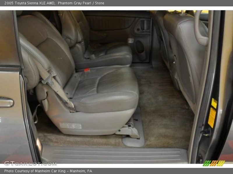 Phantom Gray Pearl / Stone 2005 Toyota Sienna XLE AWD
