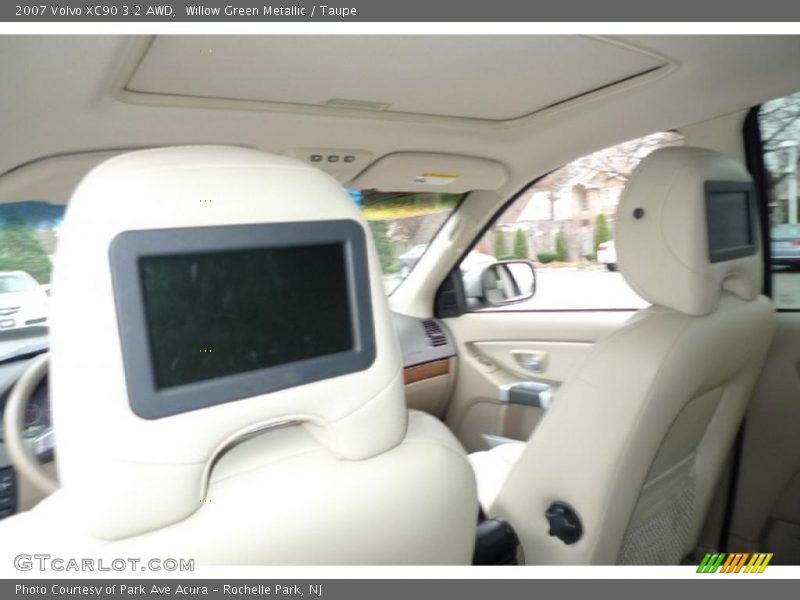 Willow Green Metallic / Taupe 2007 Volvo XC90 3.2 AWD