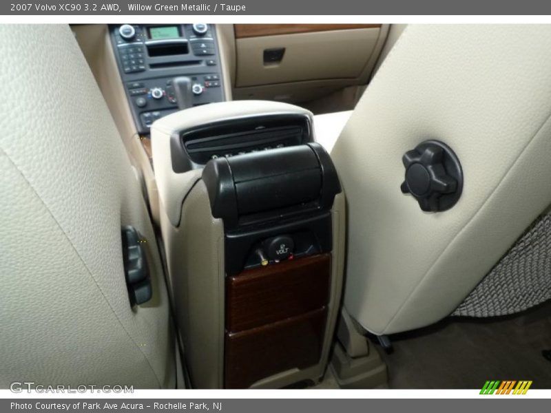 Willow Green Metallic / Taupe 2007 Volvo XC90 3.2 AWD