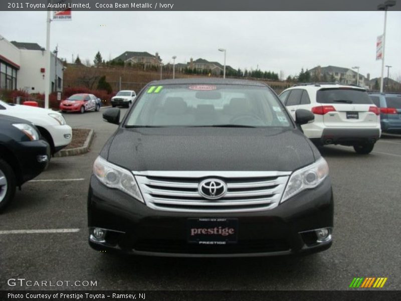 Cocoa Bean Metallic / Ivory 2011 Toyota Avalon Limited