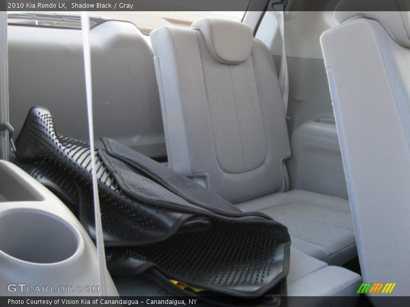  2010 Rondo LX Gray Interior