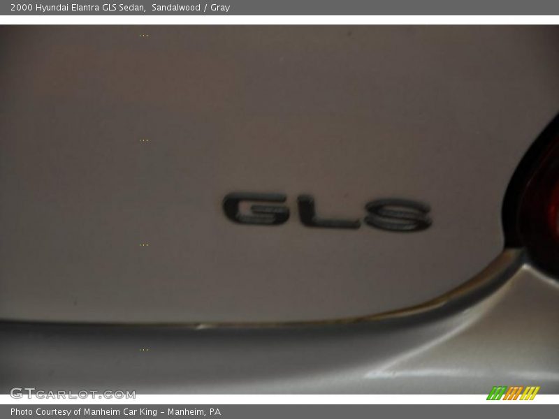 Sandalwood / Gray 2000 Hyundai Elantra GLS Sedan
