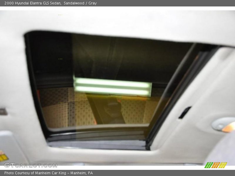 Sandalwood / Gray 2000 Hyundai Elantra GLS Sedan