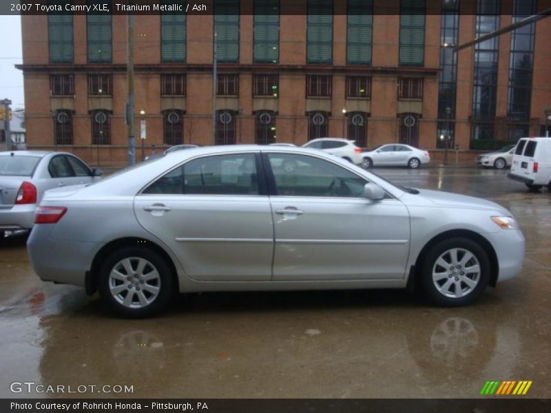 Titanium Metallic / Ash 2007 Toyota Camry XLE