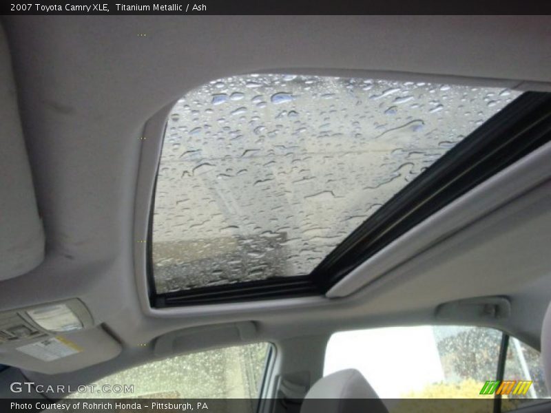 Titanium Metallic / Ash 2007 Toyota Camry XLE