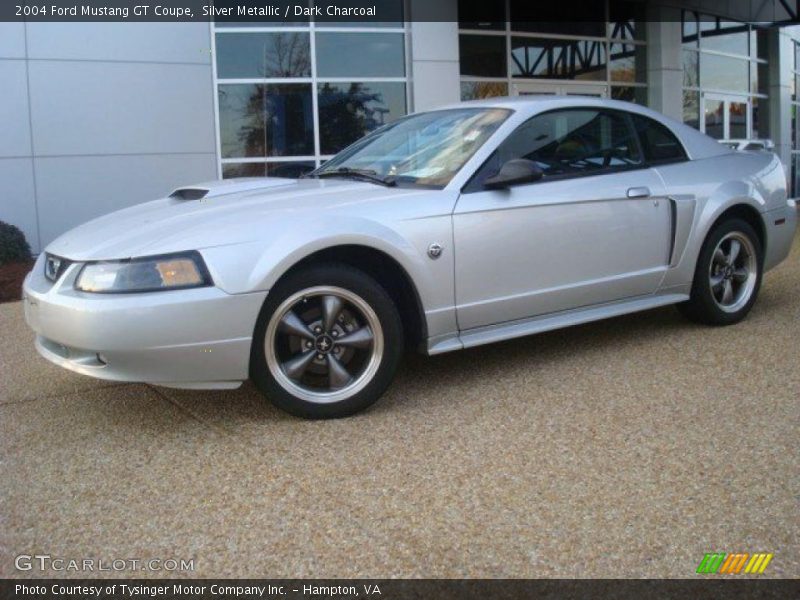 Silver Metallic / Dark Charcoal 2004 Ford Mustang GT Coupe