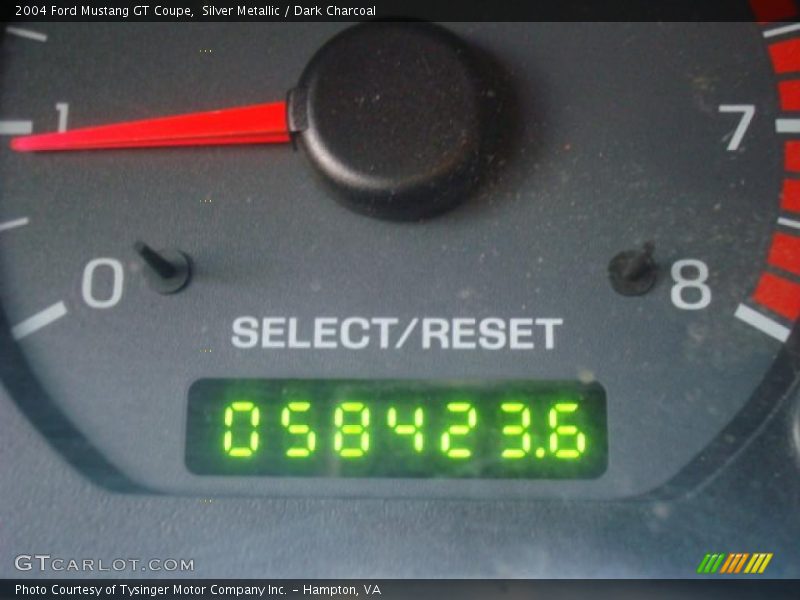 Silver Metallic / Dark Charcoal 2004 Ford Mustang GT Coupe