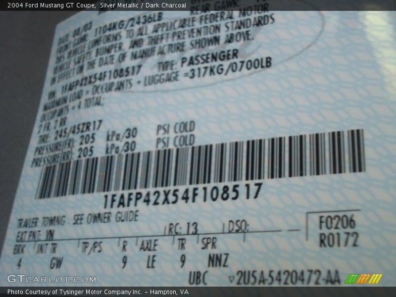 Silver Metallic / Dark Charcoal 2004 Ford Mustang GT Coupe