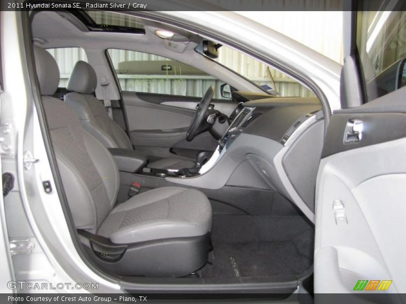 Radiant Silver / Gray 2011 Hyundai Sonata SE
