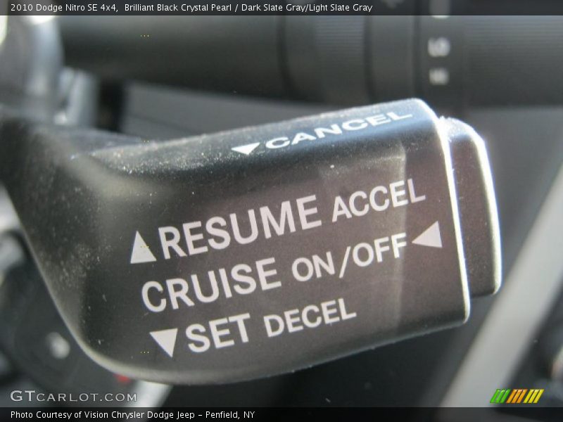 Brilliant Black Crystal Pearl / Dark Slate Gray/Light Slate Gray 2010 Dodge Nitro SE 4x4