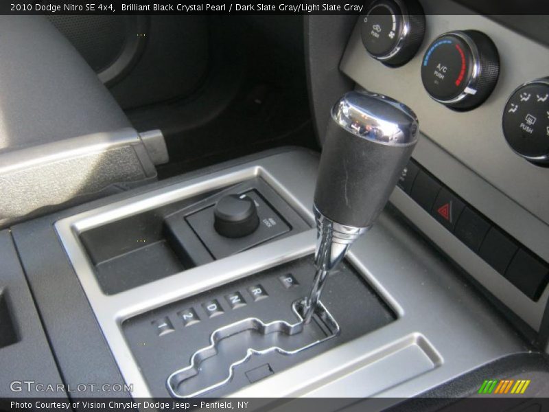 Brilliant Black Crystal Pearl / Dark Slate Gray/Light Slate Gray 2010 Dodge Nitro SE 4x4