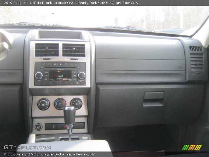 Brilliant Black Crystal Pearl / Dark Slate Gray/Light Slate Gray 2010 Dodge Nitro SE 4x4