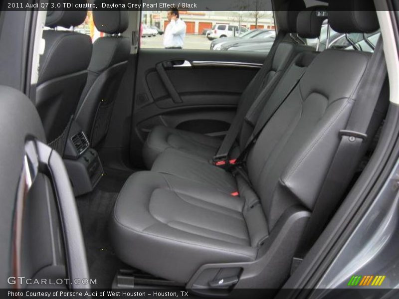  2011 Q7 3.0 TDI quattro Black Interior