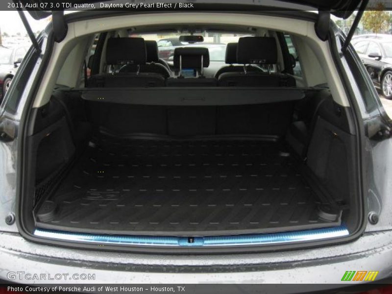  2011 Q7 3.0 TDI quattro Trunk
