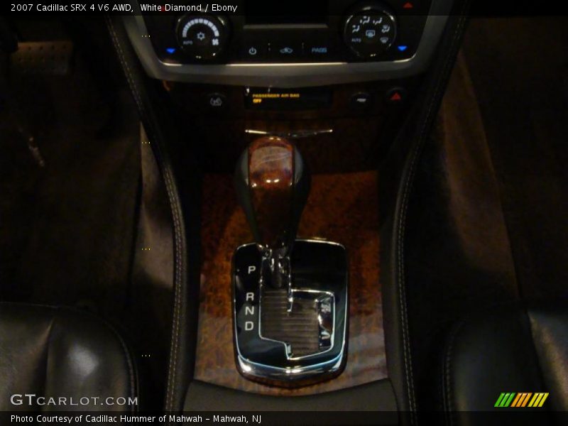 White Diamond / Ebony 2007 Cadillac SRX 4 V6 AWD