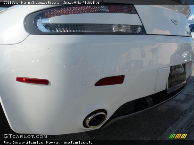 Stratus White / Baltic Blue 2011 Aston Martin V8 Vantage Roadster