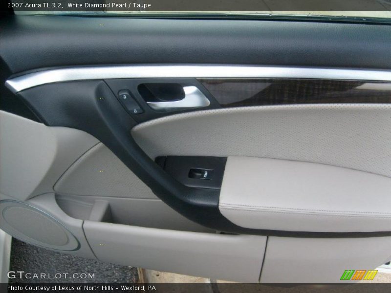 White Diamond Pearl / Taupe 2007 Acura TL 3.2