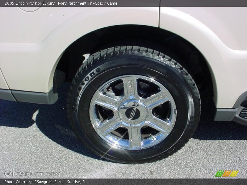 Ivory Parchment Tri-Coat / Camel 2005 Lincoln Aviator Luxury