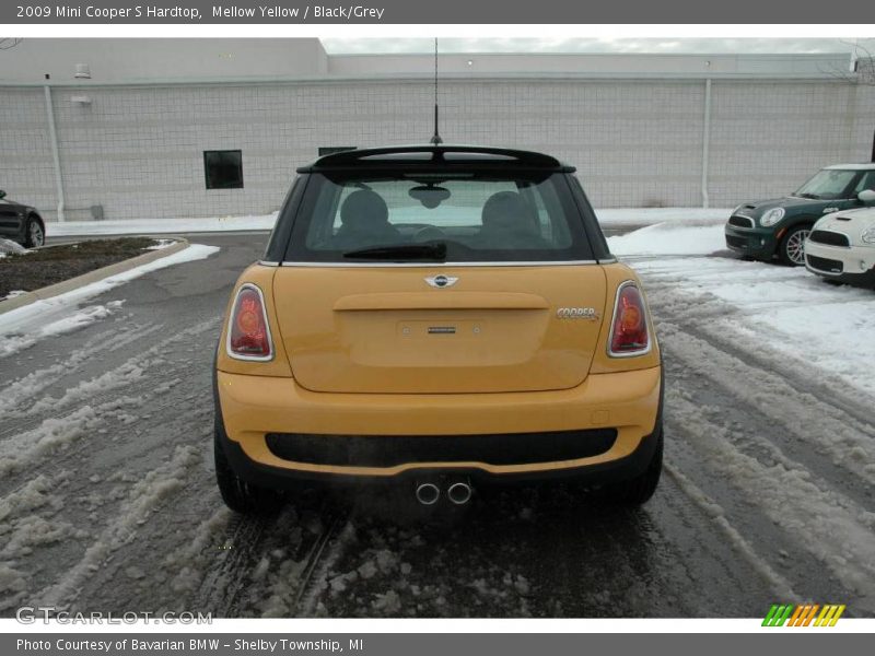 Mellow Yellow / Black/Grey 2009 Mini Cooper S Hardtop