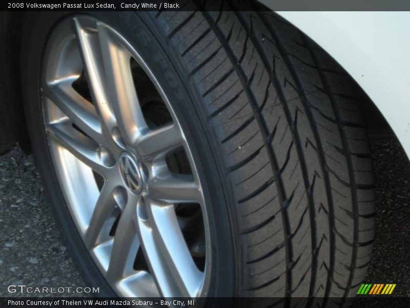 Candy White / Black 2008 Volkswagen Passat Lux Sedan