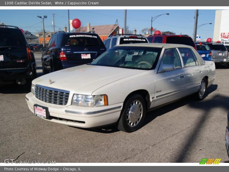 White / Cappuccino Cream 1998 Cadillac DeVille Sedan