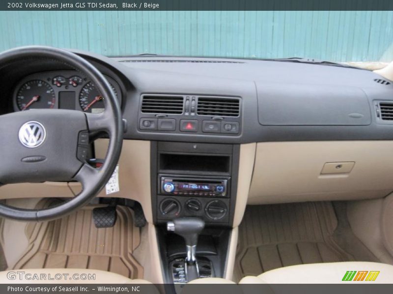 Black / Beige 2002 Volkswagen Jetta GLS TDI Sedan