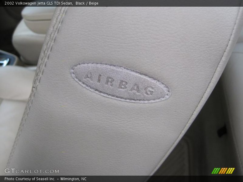 Black / Beige 2002 Volkswagen Jetta GLS TDI Sedan