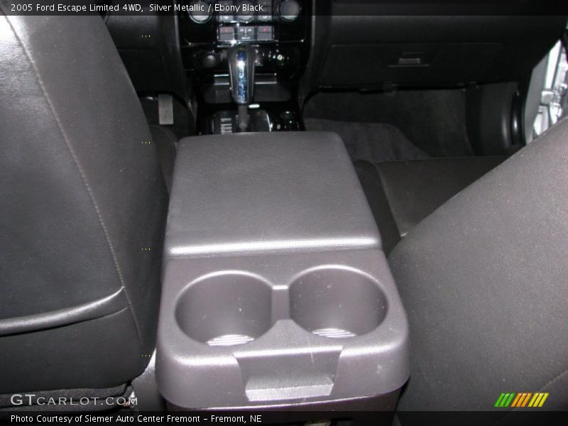 Silver Metallic / Ebony Black 2005 Ford Escape Limited 4WD