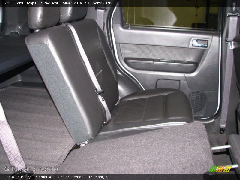 Silver Metallic / Ebony Black 2005 Ford Escape Limited 4WD