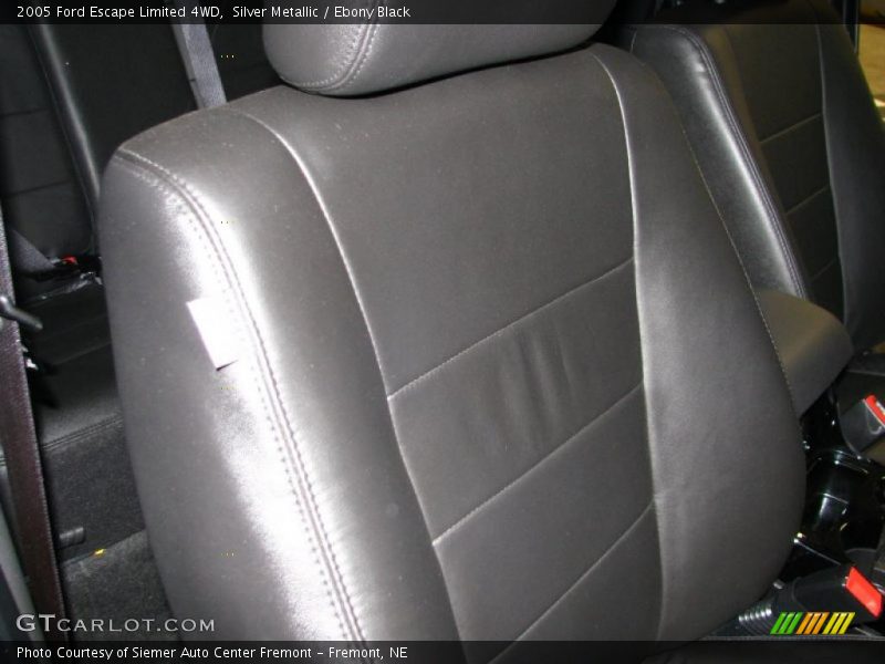Silver Metallic / Ebony Black 2005 Ford Escape Limited 4WD